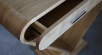 Consola art déco de dos cajones madera en tinte natural