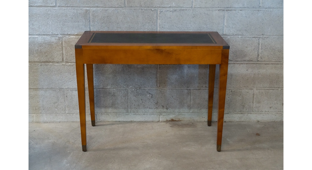 Bureau marine 2 tiroirs bois teinte merisier et cuir vert