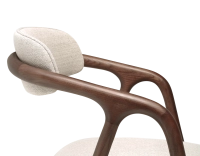 Chaise scandinave bois teinte marron foncé assise tissu beige naturel Chaise scandinave bois teinte marron foncé assise tissu beige naturel