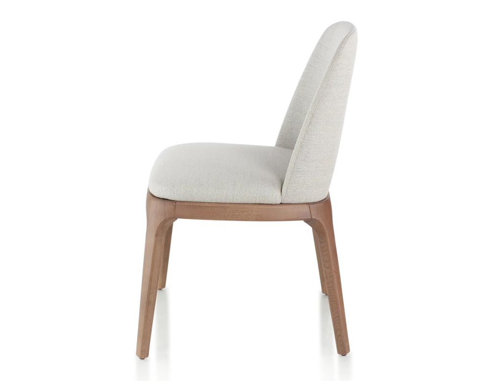 Chaise design bois teinte noyer et tissu beige naturel Chaise design bois teinte noyer et tissu beige naturel