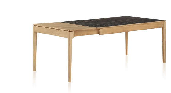 Table extensible 6 à 12 personnes en chêne et céramique allonges bois avec bois teinte naturelle et plateau céramique effet marbre noir 140x100 cm
