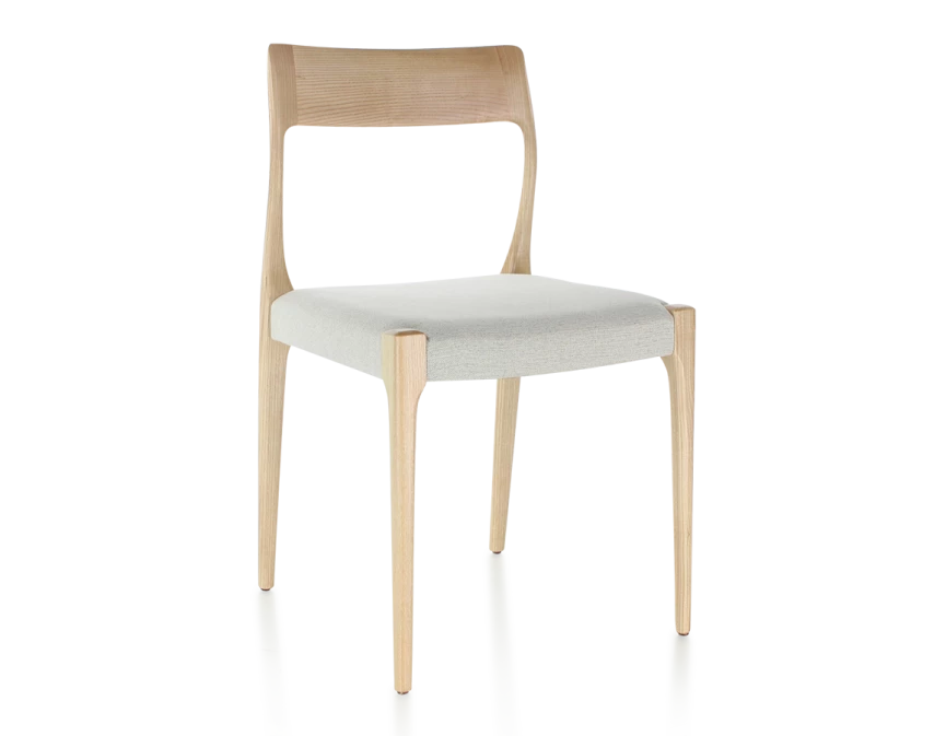 Chaise scandivave bois teinte naturelle assise tissu beige naturel