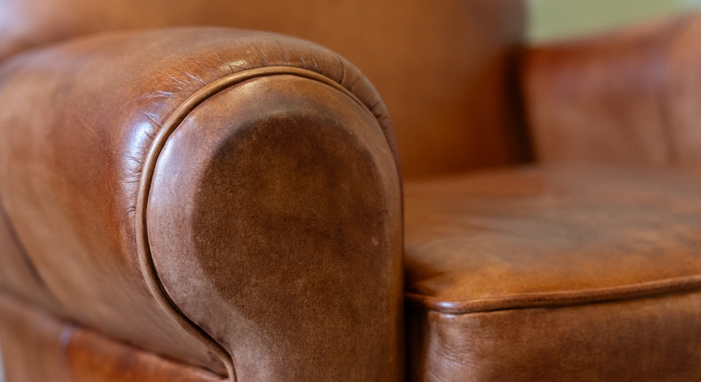 Fauteuil club cuir marron clair Fauteuil club cuir marron clair