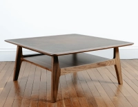 Table basse carré en noyer et céramique bois teinte naturelle plateau céramique brun oxydé 100x100 cm Table basse carré en noyer et céramique bois teinte naturelle plateau céramique brun oxydé 100x100 cm