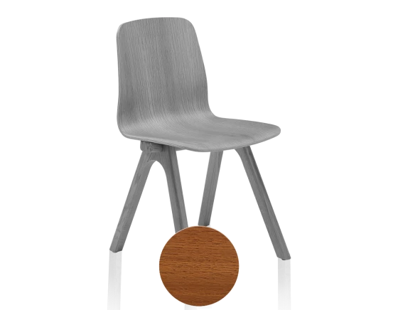 Chaise design en chêne teinte merisier