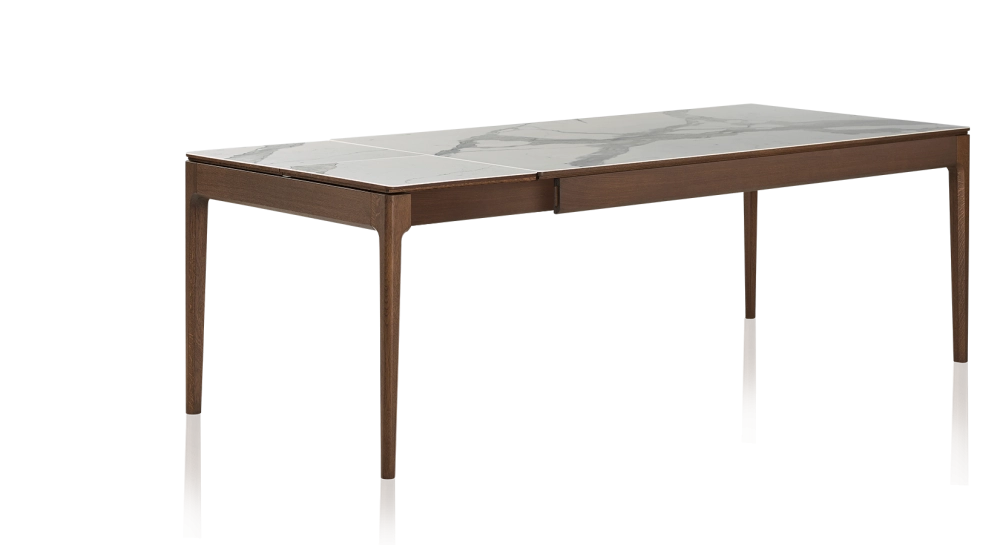 Table extensible 8 à 12 personnes en chêne et céramique allonges céramique avec bois teinte marron foncé et plateau et allonges céramique effet marbre blanc 180x100 cm