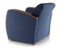 Fauteuil design bois teinte merisier et tissu bleu marine Fauteuil design bois teinte merisier et tissu bleu marine
