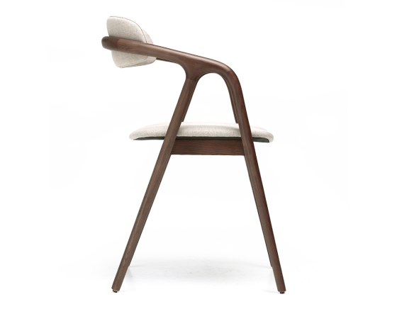 Chaise scandinave bois teinte marron foncé assise tissu beige naturel