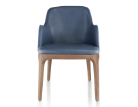 Chaise design avec accoudoirs bois teinte noyer et cuir bleu orage Chaise design avec accoudoirs bois teinte noyer et cuir bleu orage