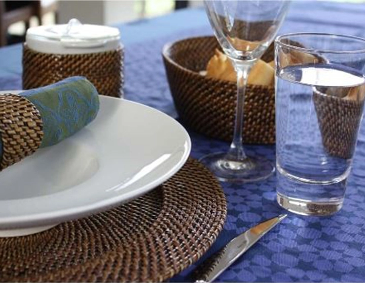 Dessous d'assiette en fleur de rotin Dessous d'assiette en fleur de rotin