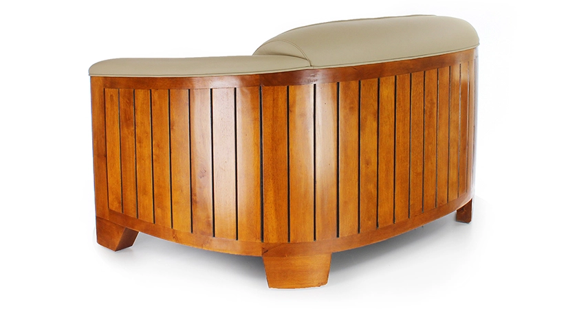 Canapé club bois et cuir 2 places beige Canapé club bois et cuir 2 places beige