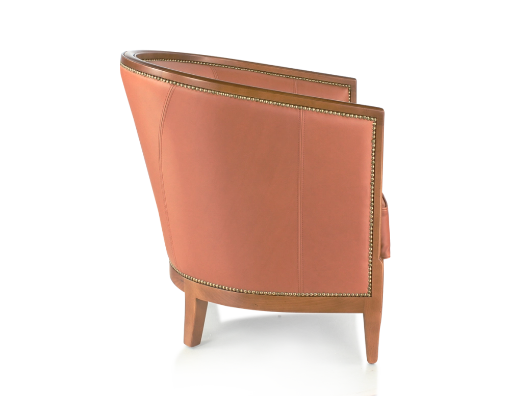 Fauteuil ancien accoudoirs moulurés bois teinte ancienne et cuir châtain