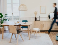 Table salle à manger 8 à 10 personnes en chêne teinte naturelle 210x90 cm Table salle à manger 8 à 10 personnes en chêne teinte naturelle 210x90 cm