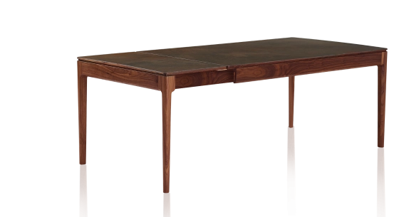 Table extensible 8 à 14 personnes en noyer et céramique allonges céramique avec bois teinte naturelle et plateau et allonges céramique brun oxydé 210x100 cm