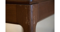 Table extensible 6 à 12 personnes en chêne et céramique allonges bois avec bois teinte marron foncé et plateau céramique effet marbre noir 140x100 cm Table extensible 6 à 12 personnes en chêne et céramique allonges bois avec bois teinte marron foncé et plateau céramique effet marbre noir 140x100 cm
