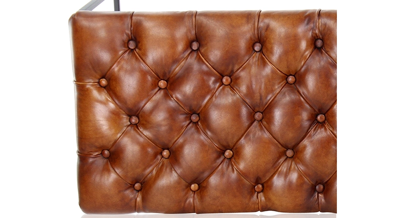 Banc Chesterfield cuir marron clair Banc Chesterfield cuir marron clair