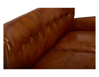 Canapé club cuir 2 places marron clair accoudoirs cloutés Canapé club cuir 2 places marron clair accoudoirs cloutés