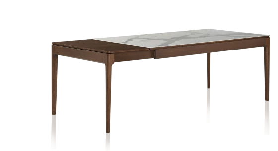 Table extensible en chêne foncé et céramique effet marbre blanc 140x90 cm allonges chêne