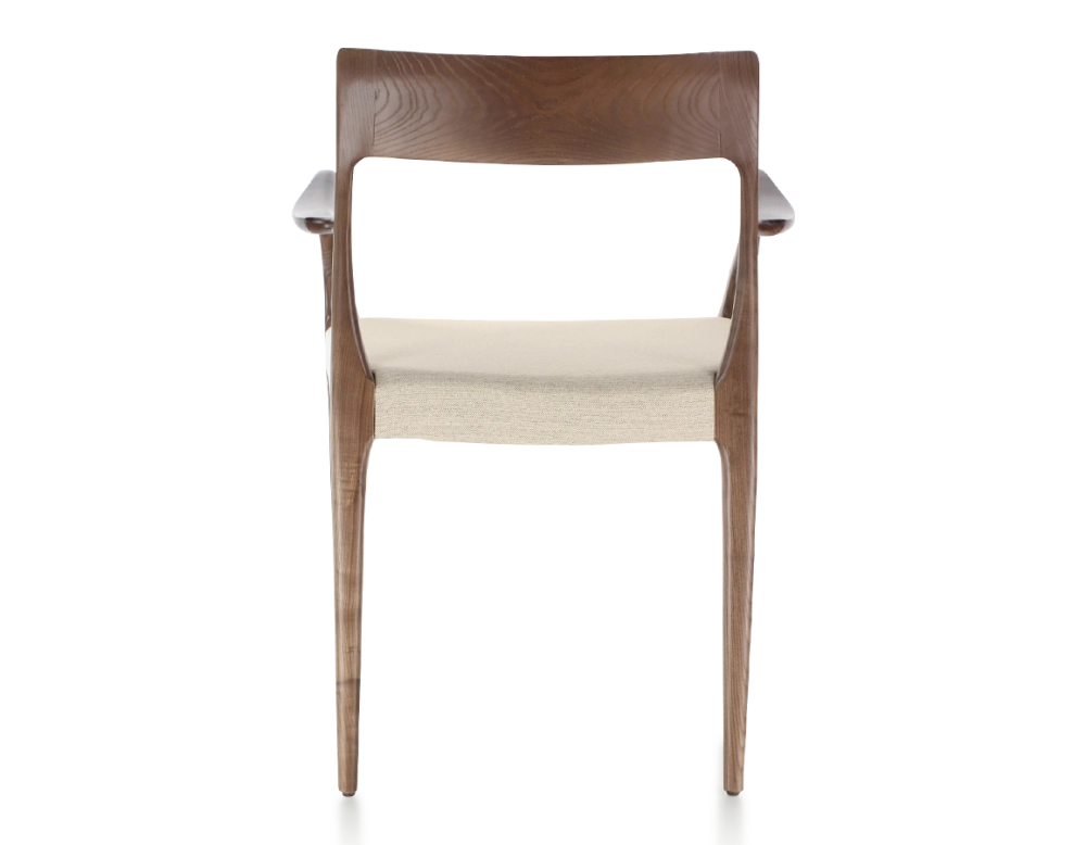 Chaise scandinave avec accoudoirs bois teinte marron foncé assise tissu camel Chaise scandinave avec accoudoirs bois teinte marron foncé assise tissu camel