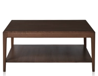 Table basse carrée en chêne avec tablette teinte marron foncé 100x100 cm Table basse carrée en chêne avec tablette teinte marron foncé 100x100 cm