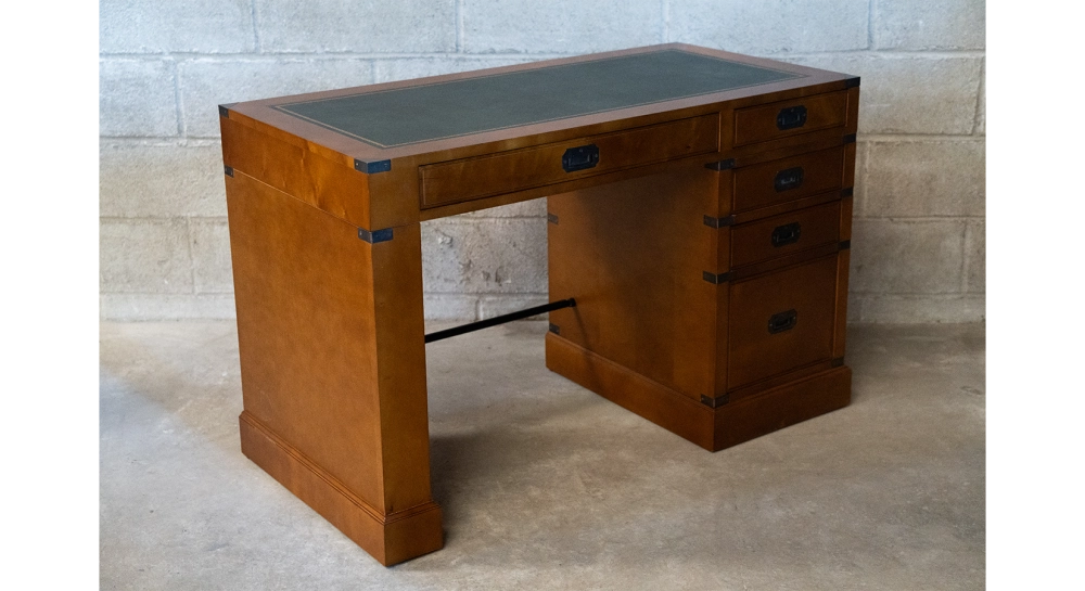 Navy desk in wood and leather bois teinte merisier et cuir vert
