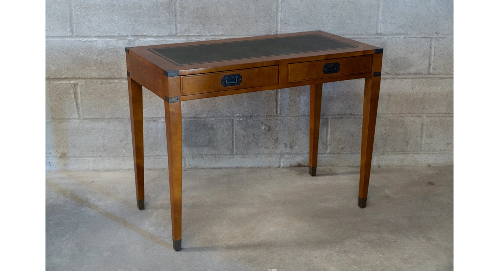 Bureau marine 2 tiroirs bois teinte merisier et cuir vert