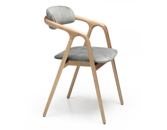 Chaise scandinave bois teinte naturelle assise tissu velours gris bleu