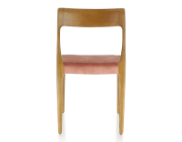 Chaise scandinave bois teinte merisier assise tissu velours rose pâle Chaise scandinave bois teinte merisier assise tissu velours rose pâle