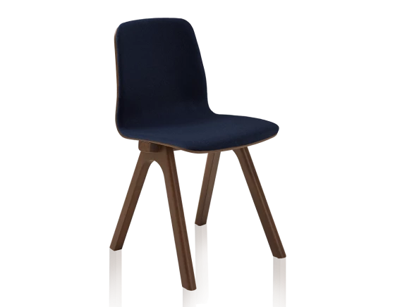 Chaise design teinte marron foncé assise tissu bleu marine