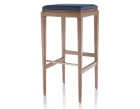 Tabouret de bar design H80 cm bois teinte noyer assise tissu bleu marine Tabouret de bar design H80 cm bois teinte noyer assise tissu bleu marine