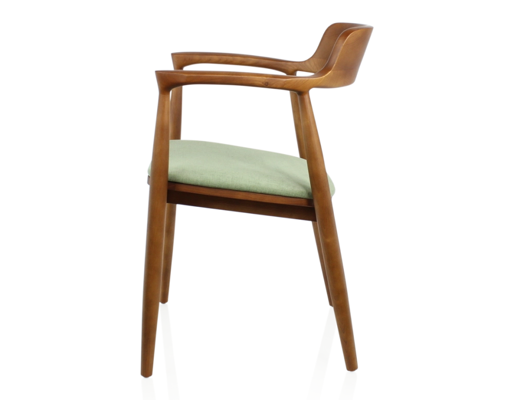 Chaise scandinave bois teinte merisier et tissu vert Chaise scandinave bois teinte merisier et tissu vert