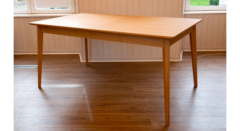 Table extensible 6 à 8 personnes en chêne allonge bois teinte naturelle 160x90 cm