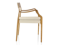 Chaise scandinave avec accoudoirs bois teinte merisier assise tissu camel Chaise scandinave avec accoudoirs bois teinte merisier assise tissu camel