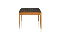 Table salle à manger 6 personnes en chêne et céramique avec bois teinte merisier et plateau céramique effet marbre noir 160x90 cm