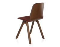 Chaise design en chêne tapissé bois teinte marron foncé assise tissu bordeaux Chaise design en chêne tapissé bois teinte marron foncé assise tissu bordeaux