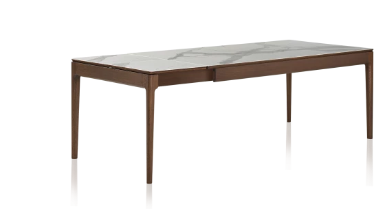 Table extensible en chêne foncé et céramique effet marbre blanc 140x90 cm allonges céramique