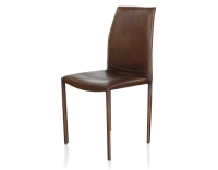 Chaise vintage cuir marron soutenu Chaise vintage cuir marron soutenu