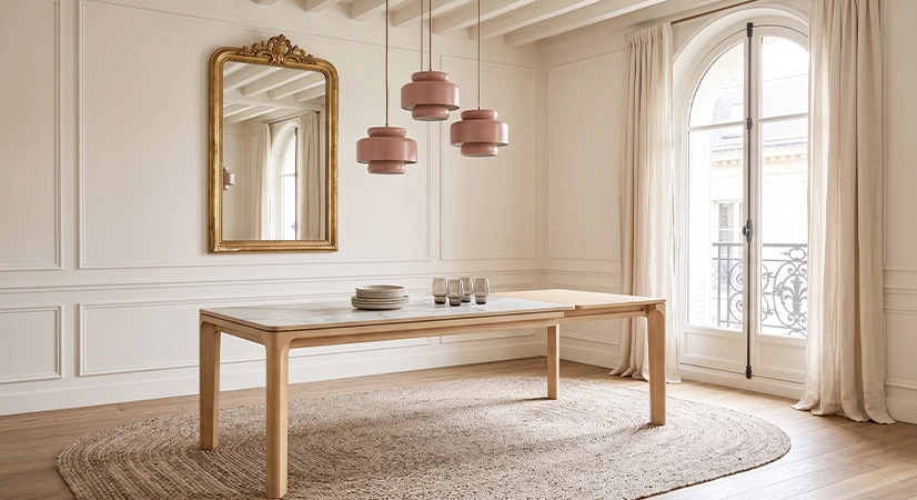 Table extensible 6 à 10/12 personnes en chêne et céramique allonges bois avec bois teinte naturelle et plateau céramique effet marbre blanc 180x100 cm