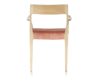 Scandinavian armchair with armrests natural wood stain, seat pale pink velvet fabric Scandinavian armchair with armrests natural wood stain, seat pale pink velvet fabric