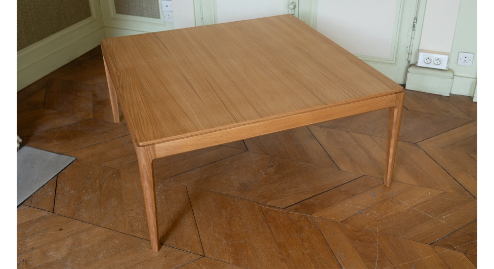 Extensible table for 6 to 10 people in oak and ceramic with wood extensions with natural wood finish and ossido ceramic top. 160x100 cm