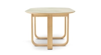 Table salle à manger en chêne et céramique 8 à 10 personnes avec bois teinte naturelle et plateau céramique effet marbre blanc 210x100 cm Table salle à manger en chêne et céramique 8 à 10 personnes avec bois teinte naturelle et plateau céramique effet marbre blanc 210x100 cm