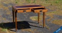 Bureau marine 2 tiroirs bois teinte merisier et cuir bordeaux Bureau marine 2 tiroirs bois teinte merisier et cuir bordeaux