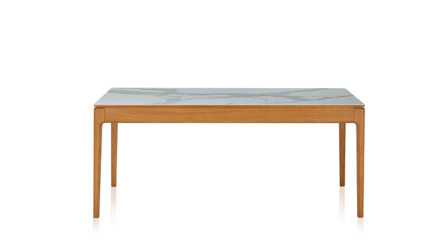 Table extensible 6 à 10 personnes en chêne et céramique allonges bois avec bois teinte merisier et plateau céramique effet marbre blanc 140x90 cm