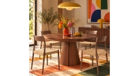 Table ronde extensible 4 à 8 personnes en noyer avec plateau et allonges bois teinte naturelle 120x120 cm