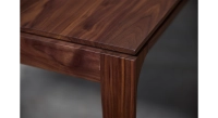 Bureau design en noyer teinte naturelle l120 cm Bureau design en noyer teinte naturelle l120 cm