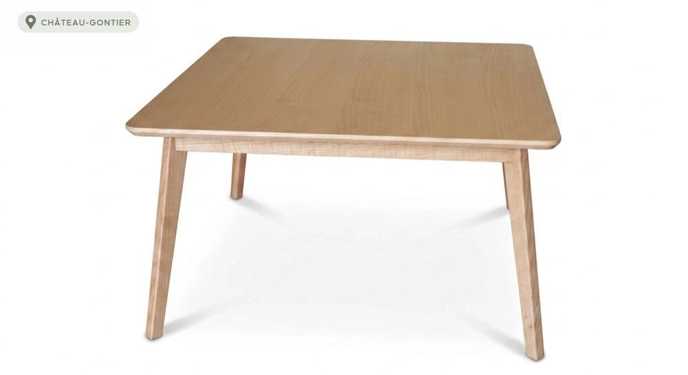 Extensible table for 6 to 10 people in oak and ceramic with wood extensions with natural wood finish and ossido ceramic top. 160x100 cm