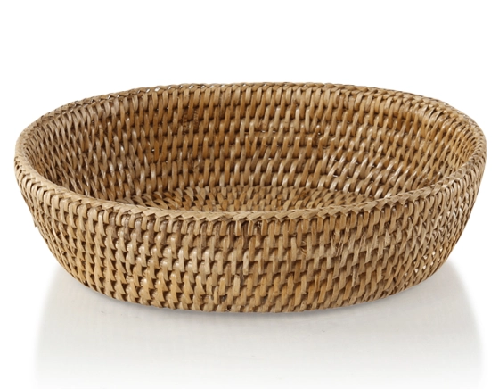 Small oval bread basket in natural rattan