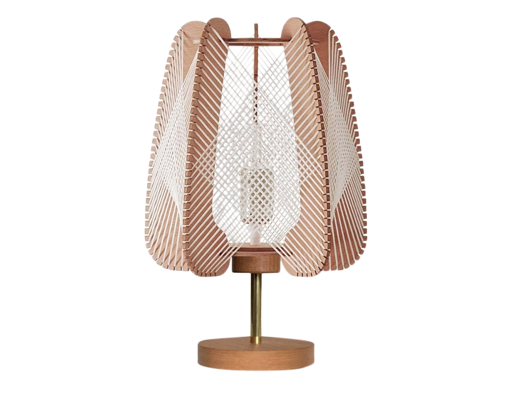 Lampe sur pied en bois et fil de coton tressage croisé Lampe sur pied en bois et fil de coton tressage croisé