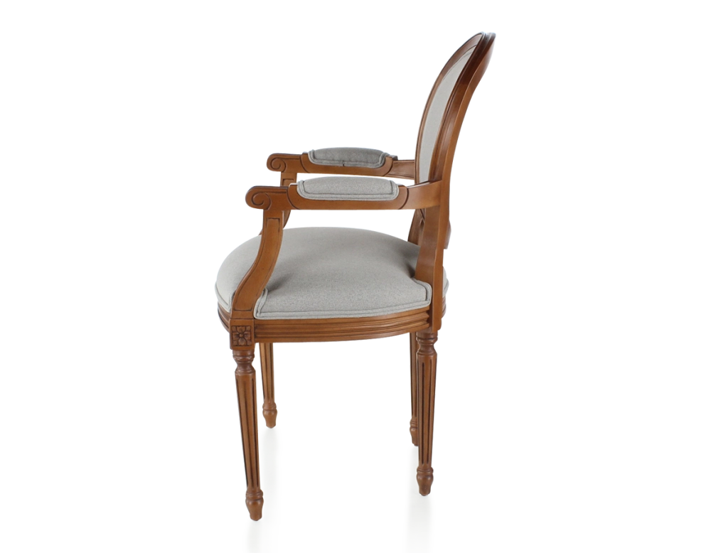 Chaise ancienne style Louis XVI avec accoudoirs bois teinte ancienne et tissu gris clair Chaise ancienne style Louis XVI avec accoudoirs bois teinte ancienne et tissu gris clair