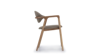 Chaise design avec accoudoirs en frêne bois teinte naturelle et tissu taupe Chaise design avec accoudoirs en frêne bois teinte naturelle et tissu taupe